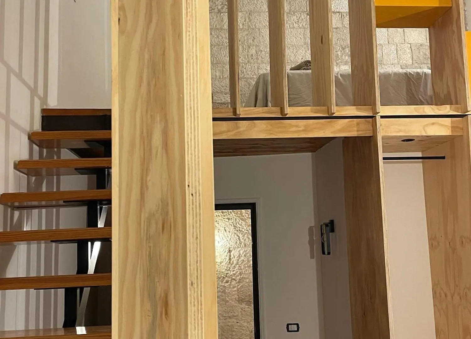 Palazzo Verrone Bari 3*,  Italia