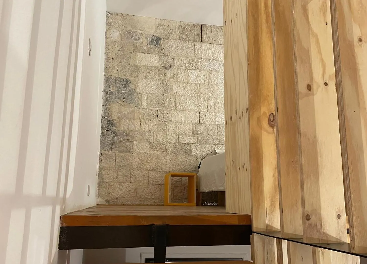 Palazzo Verrone Bari 3*,  Italy