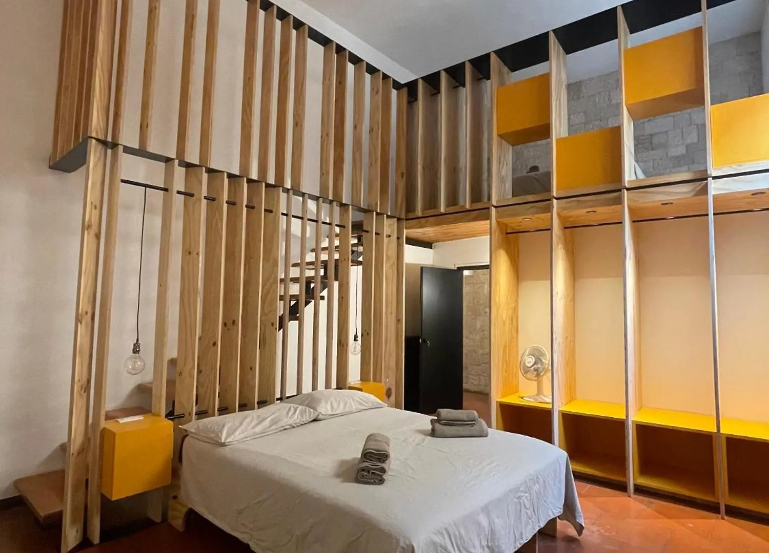 Palazzo Verrone Bari 3*,