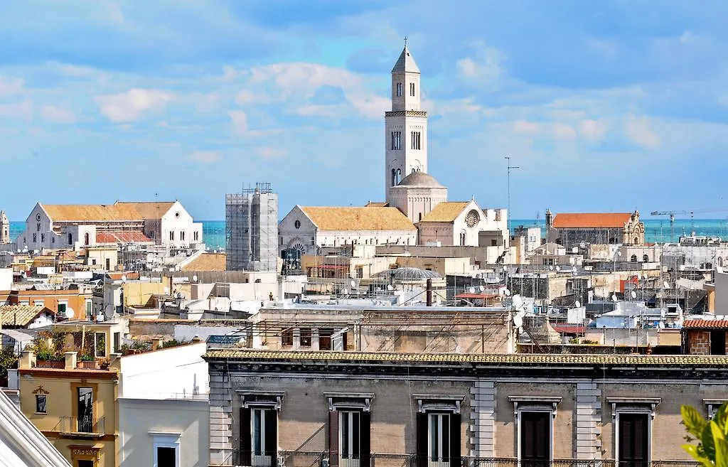 Palazzo Verrone Bari 3*,